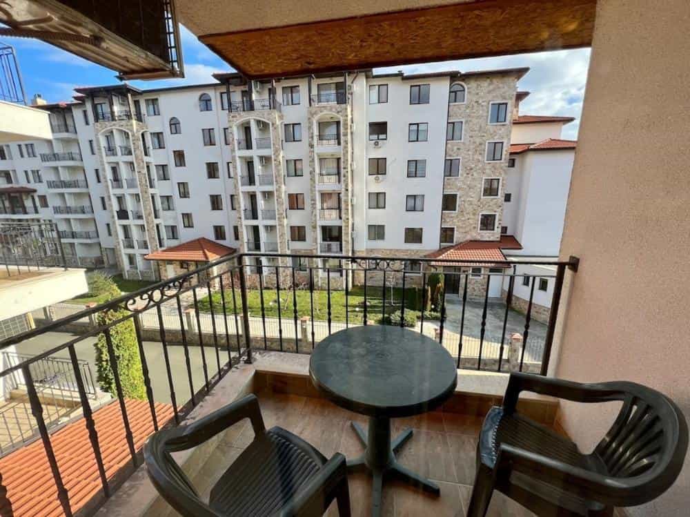 Condominium in Radojevtsi, Gabrovo 11403472