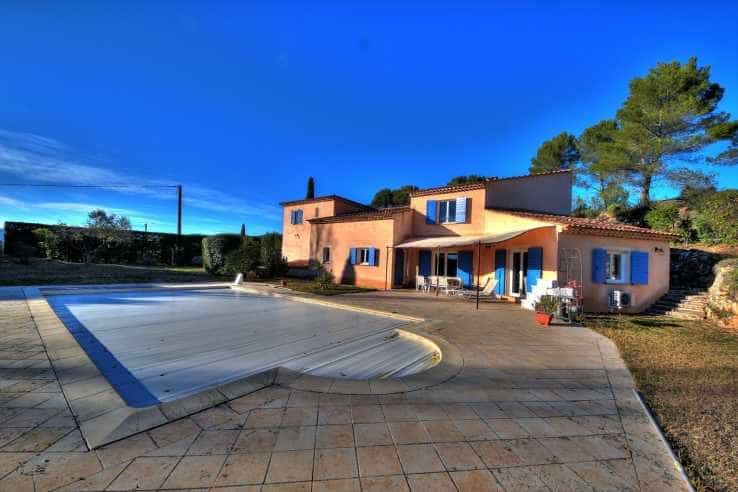 Rumah di Salernes, Provence-Alpes-Cote d'Azur 11403833