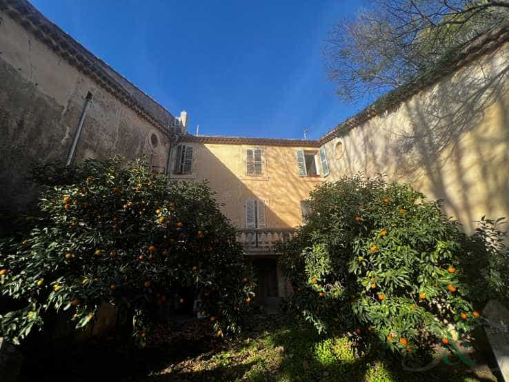 Rumah di La Londe-les-Maures, Provence-Alpes-Cote d'Azur 11403908