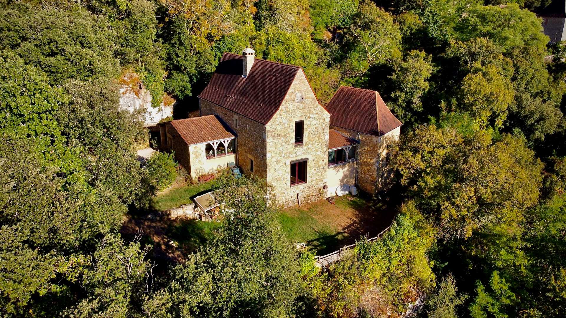 House in Saint-Cyprien, Nouvelle-Aquitaine 11403939