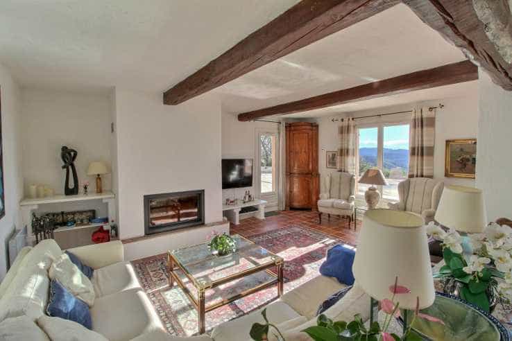 casa no Montauroux, Provença-Alpes-Costa Azul 11404025