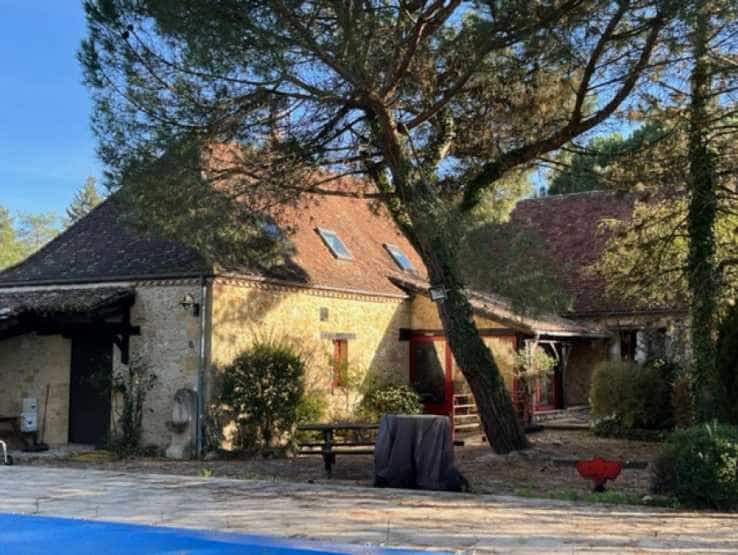 House in Bergerac, Nouvelle-Aquitaine 11404148
