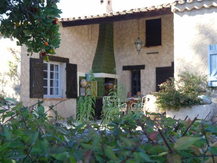 Rumah di Tuan-tuan, Provence-Alpes-Cote d'Azur 11404168