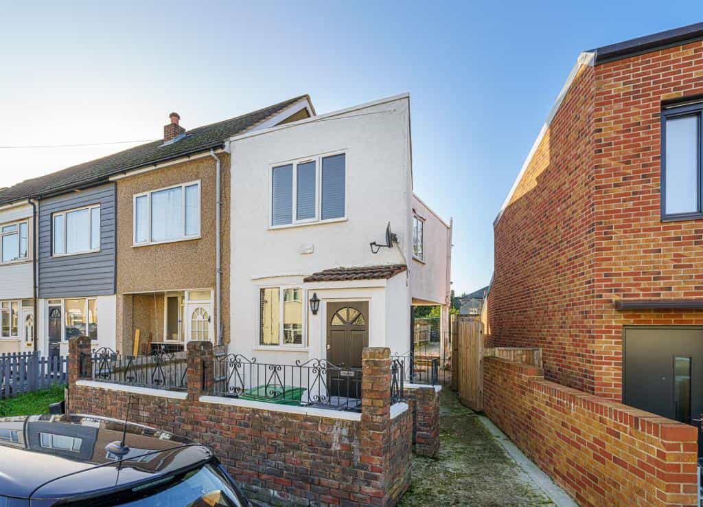 House in Elmers End, Bromley 11404228