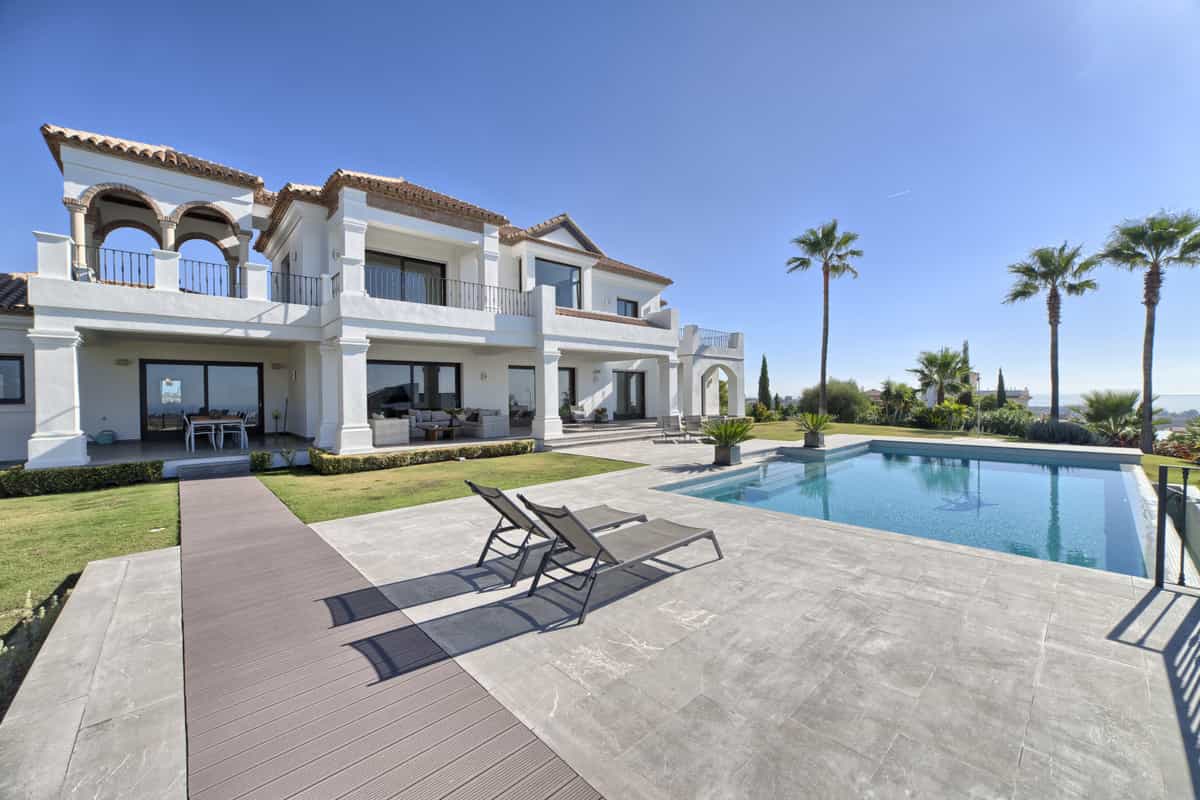 House in Benahavis, Andalusia 11404287