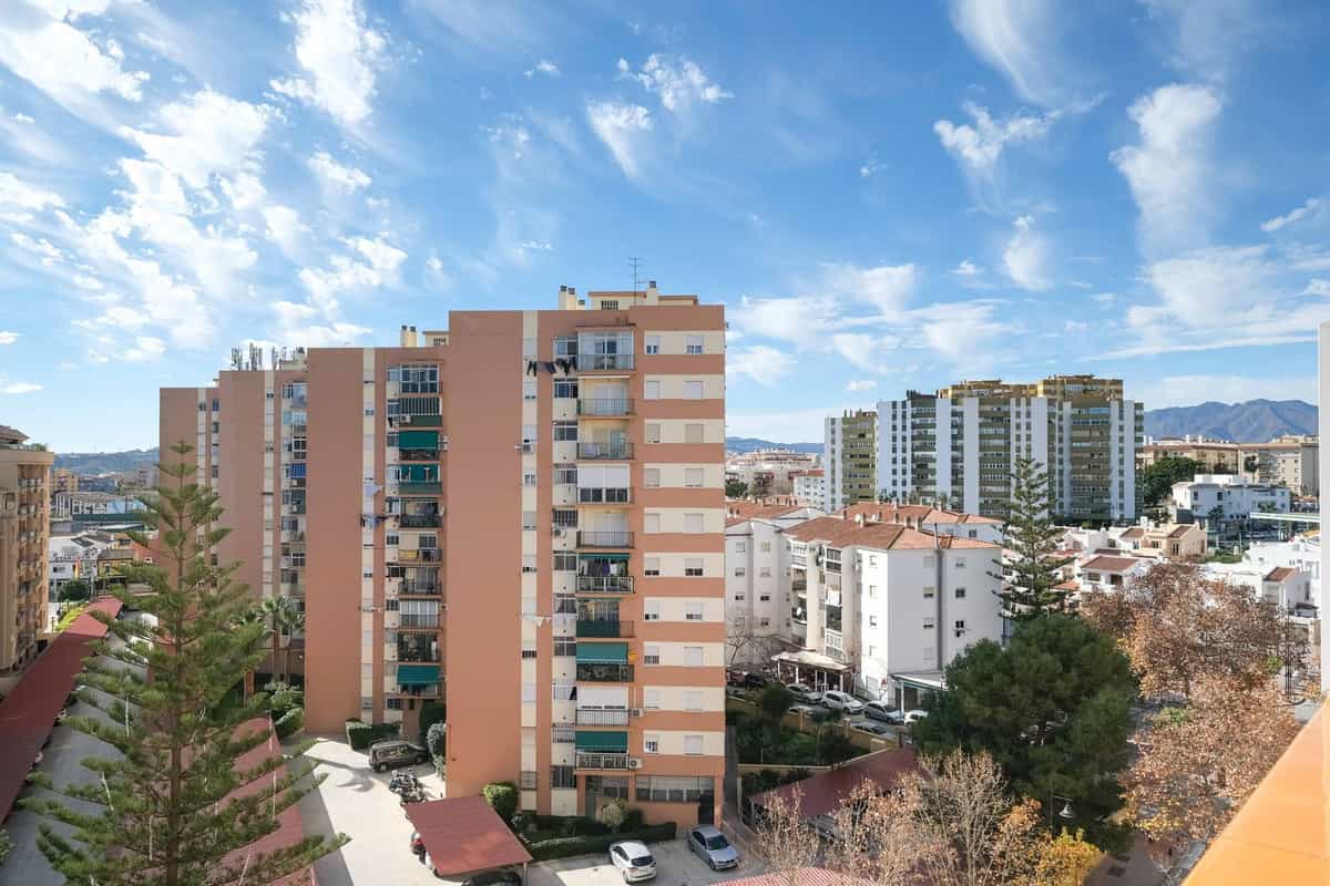 Condominio nel Fuengirola, Andalucía 11404332