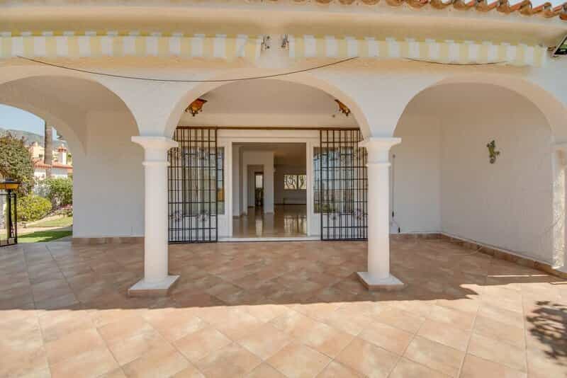 房子 在 Marbella, Andalucía 11404380