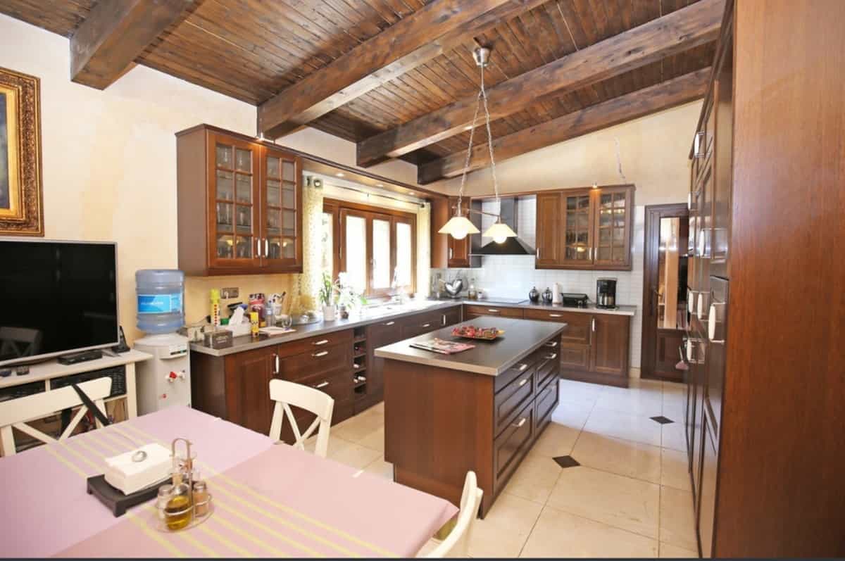 σπίτι σε Marbella, Andalucía 11404495