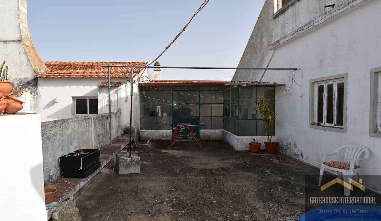 Condominium in Faro, Faro 11404543