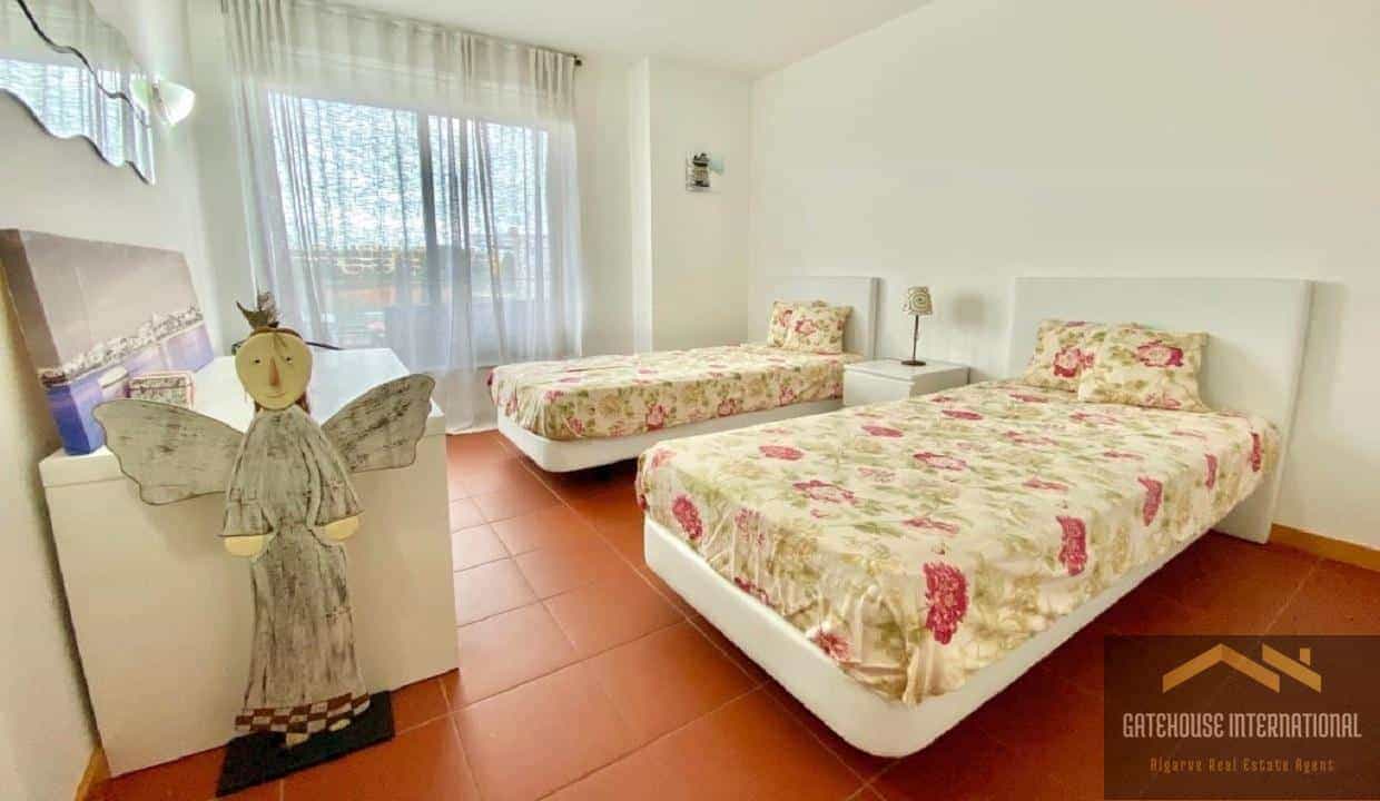 Condominium in Quarteira, Faro 11404758