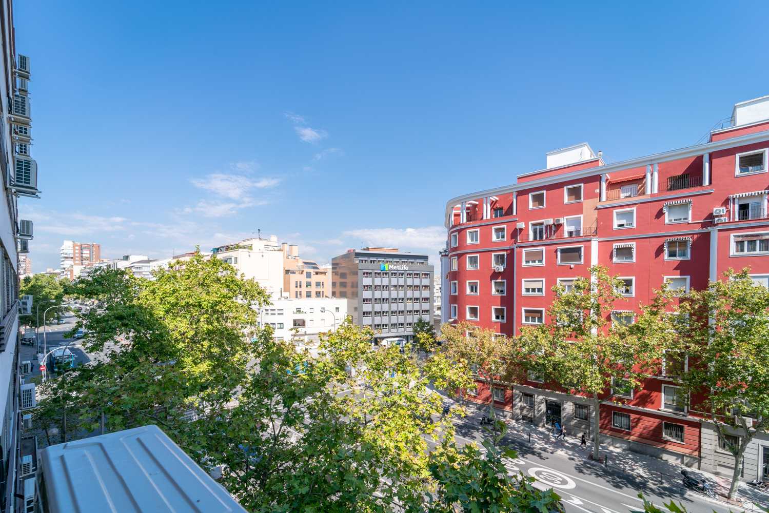 Condominium in Madrid, Comunidad de Madrid 11405252
