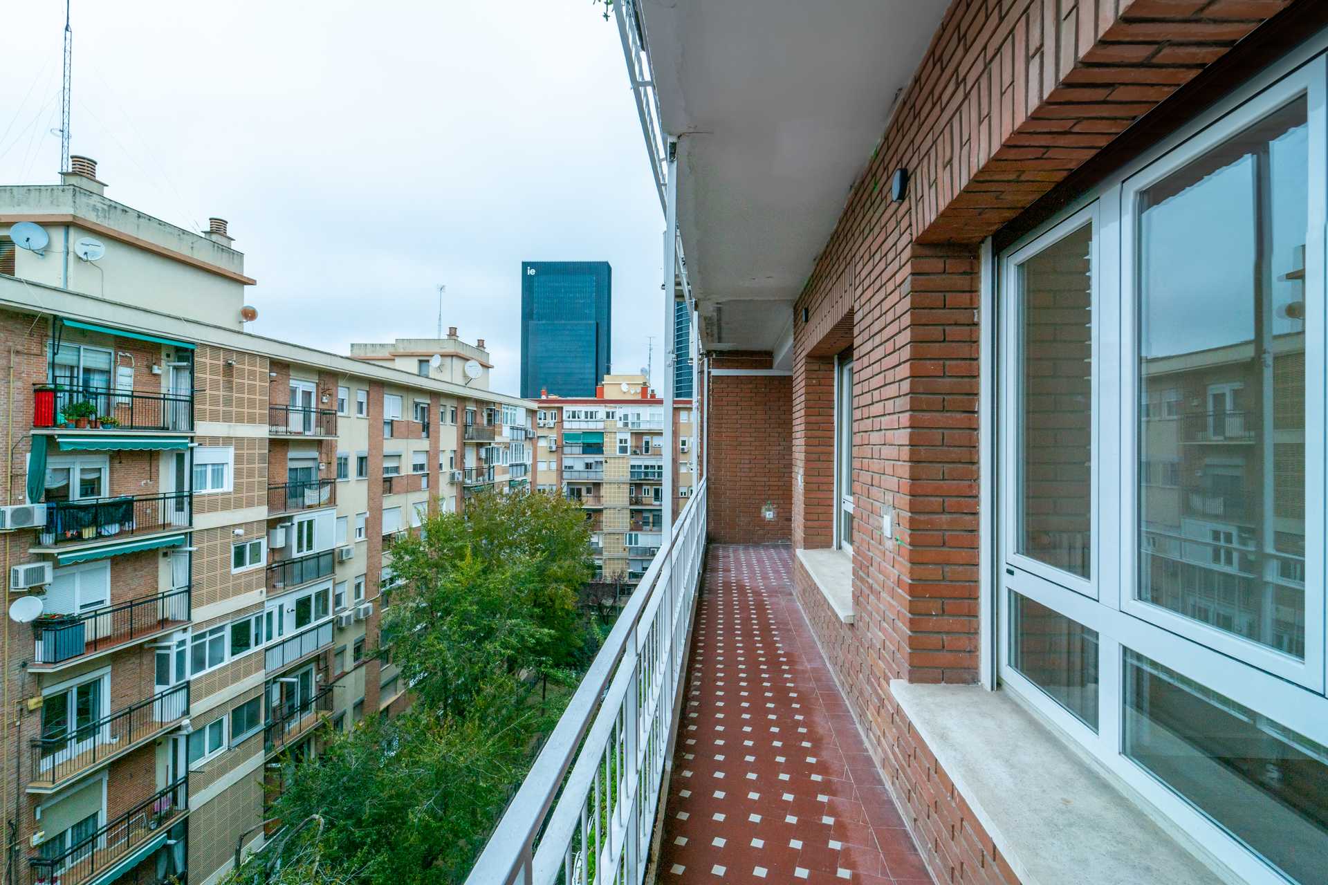 Condominium in Madrid, Comunidad de Madrid 11405268