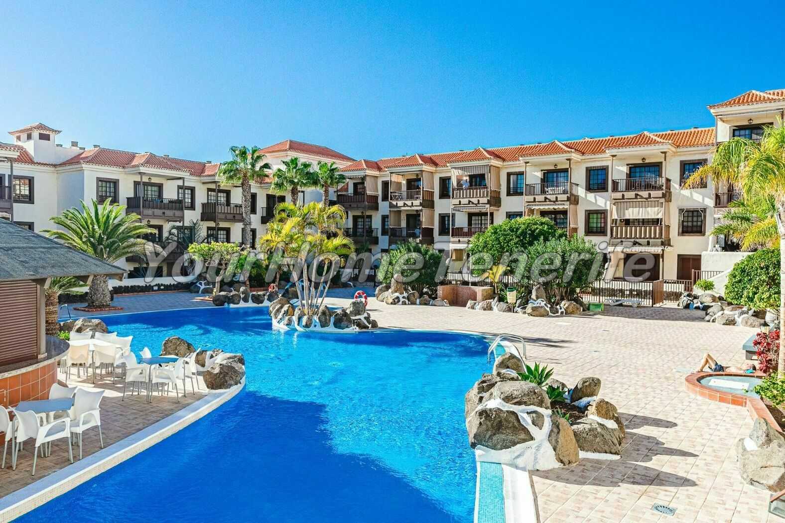 Condominium in Arona, Canary Islands 11405317