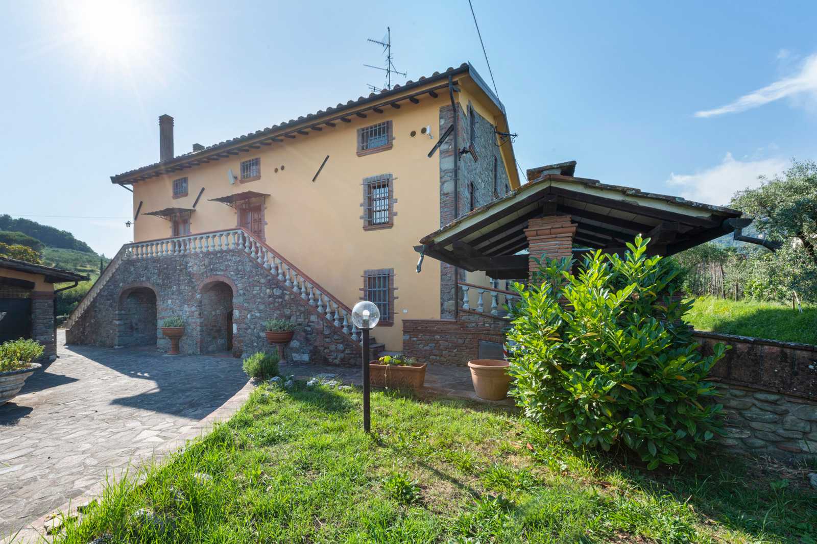 rumah dalam Sant'Andrea di Compito, Tuscany 11405416