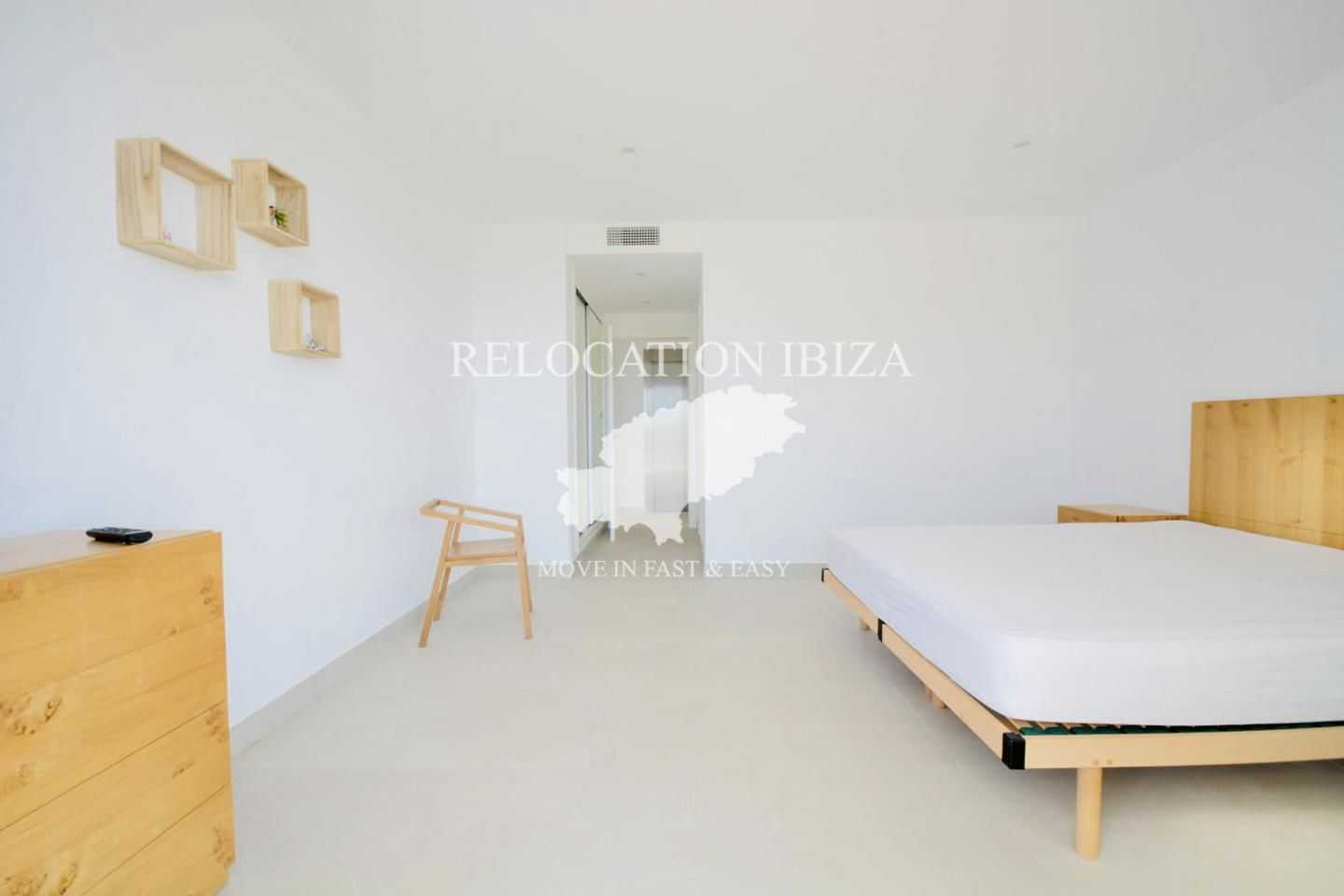 House in Santa Eulària des Riu, Balearic Islands 11405672