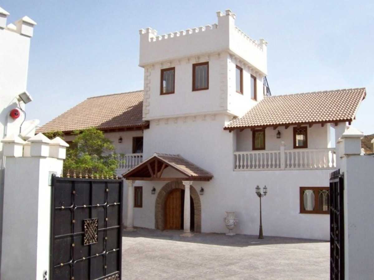 жилой дом в Алаурин-эль-Гранде, Андалусия 11405685