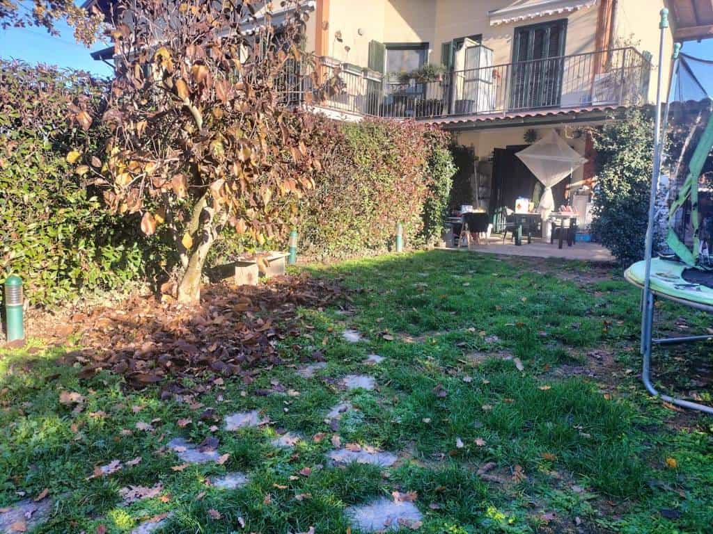 Kondominium dalam Trezzano sul Naviglio, Lombardy 11405707