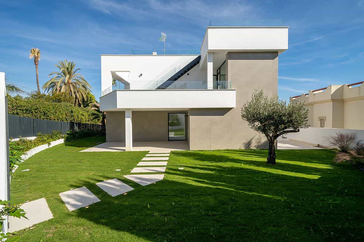 Huis in Estepona, Andalucía 11406314