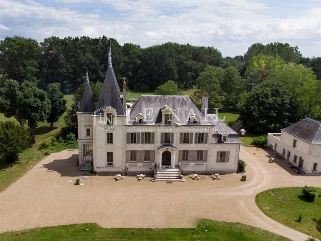 Rumah di Etouars, Nouvelle-Aquitaine 11406405