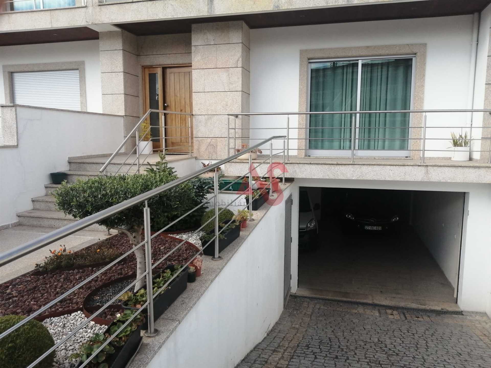 House in Midoes, Braga 11406495