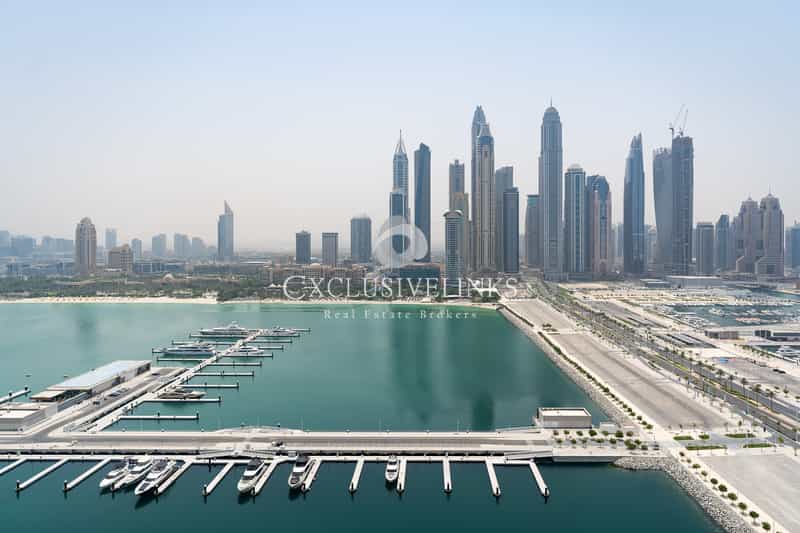 सम्मिलित में Dubai, Dubai 11407993