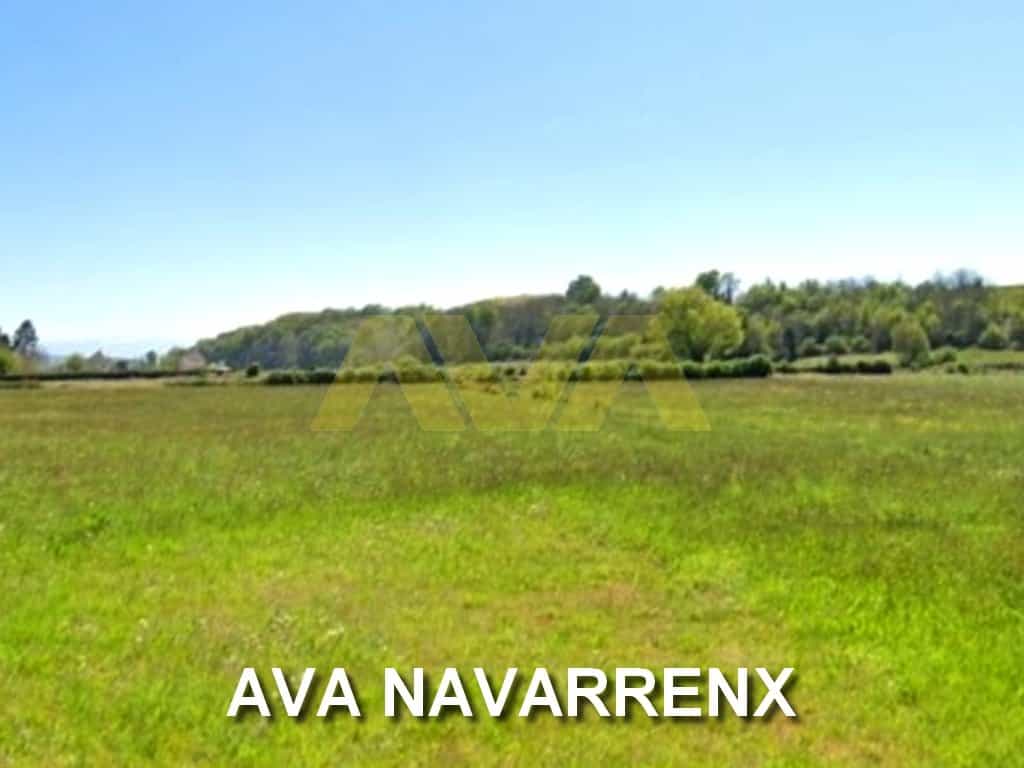 भूमि में Viellenave-de-Navarrenx, नोवेल-एक्विटेन 11408744