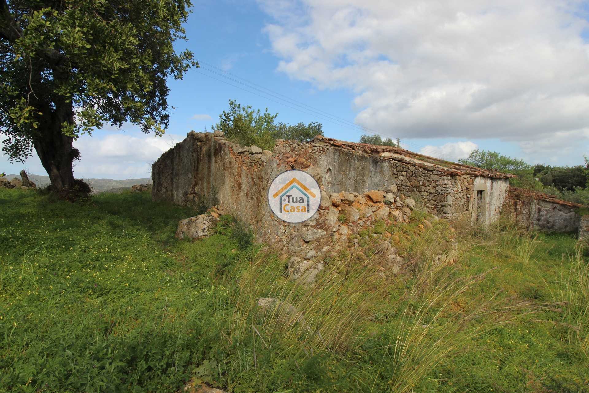 土地 在 São Brás de Alportel, Faro District 11412182