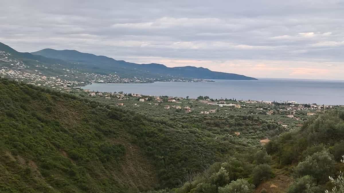 Tierra en laika, Peloponeso 11414868