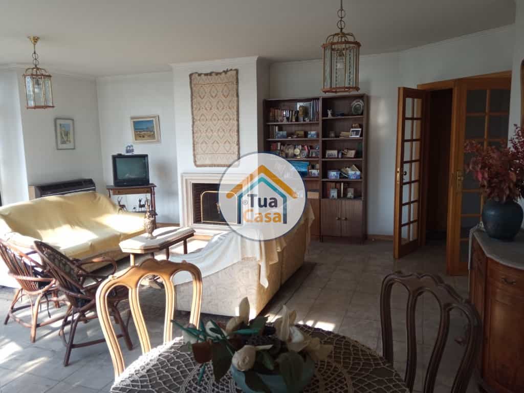 公寓 在 佩德魯科斯, 里斯本 11416933