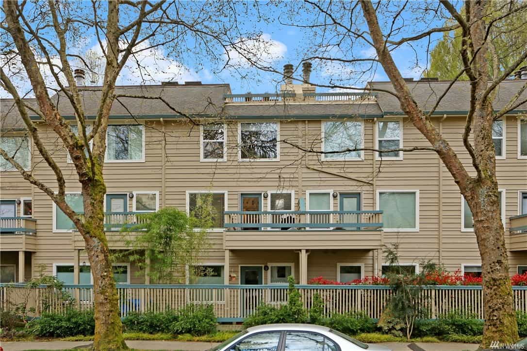 Condominium in Seattle, 1717 16th Avenue 11437788