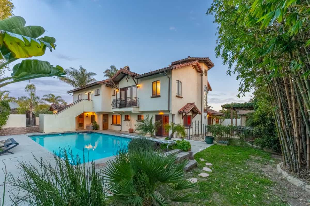 House in Santa Barbara, 365 Greencastle Circle 11437791