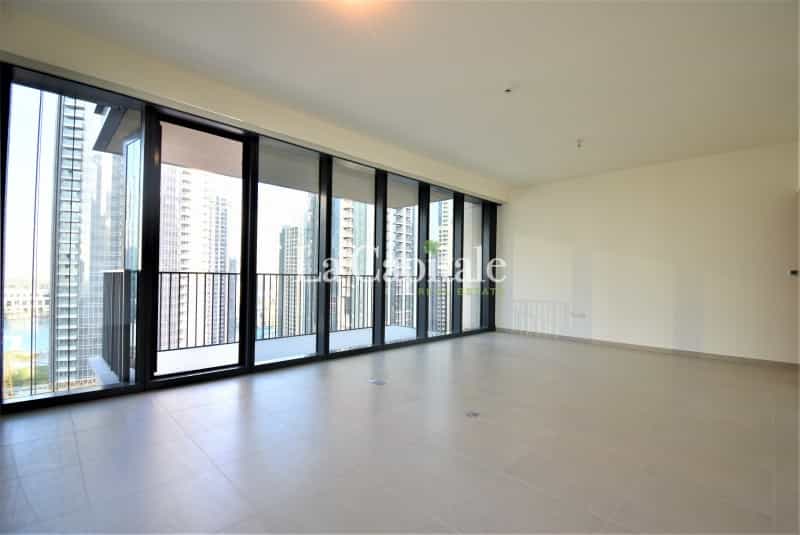 Condominium in Dubai, Dubayy 11438016