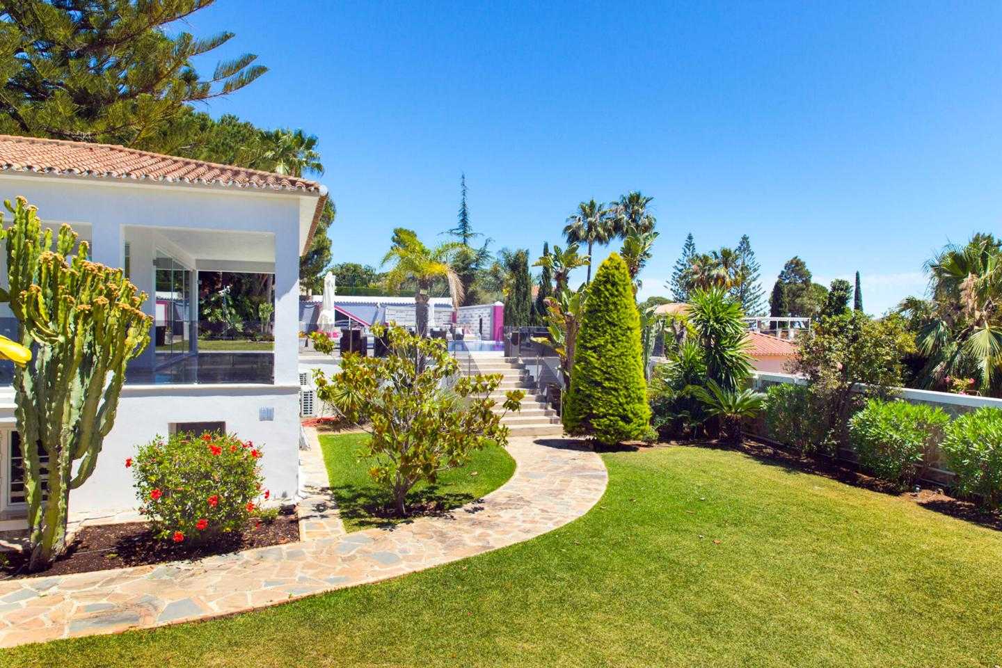 House in Marbella, Andalucía 11489684