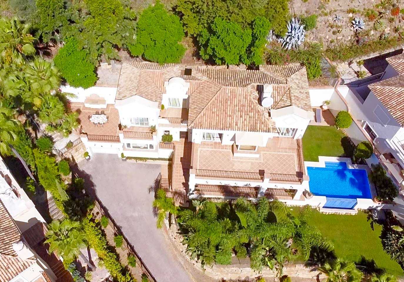 House in Benahavis, Andalusia 11489985