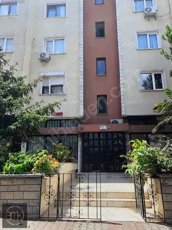 Condominium in Kucukbakkalkoy, Istanbul 11490062