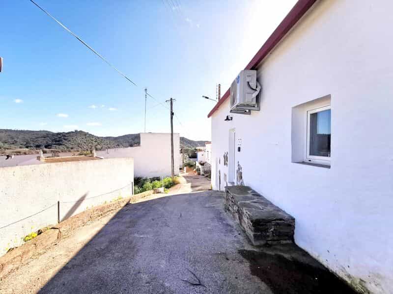 House in , Faro District 11490164