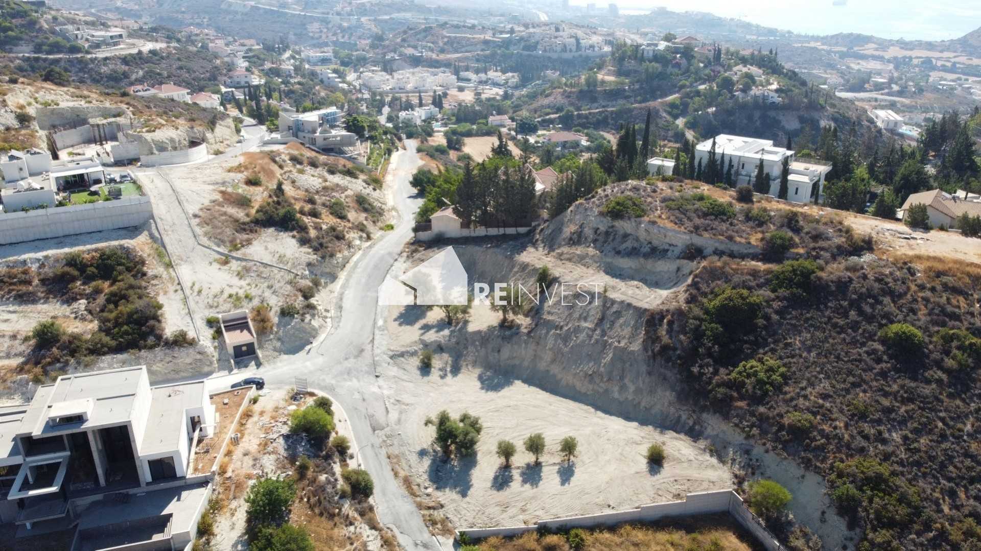 Terre dans Agios Tychon, Larnaka 11490395