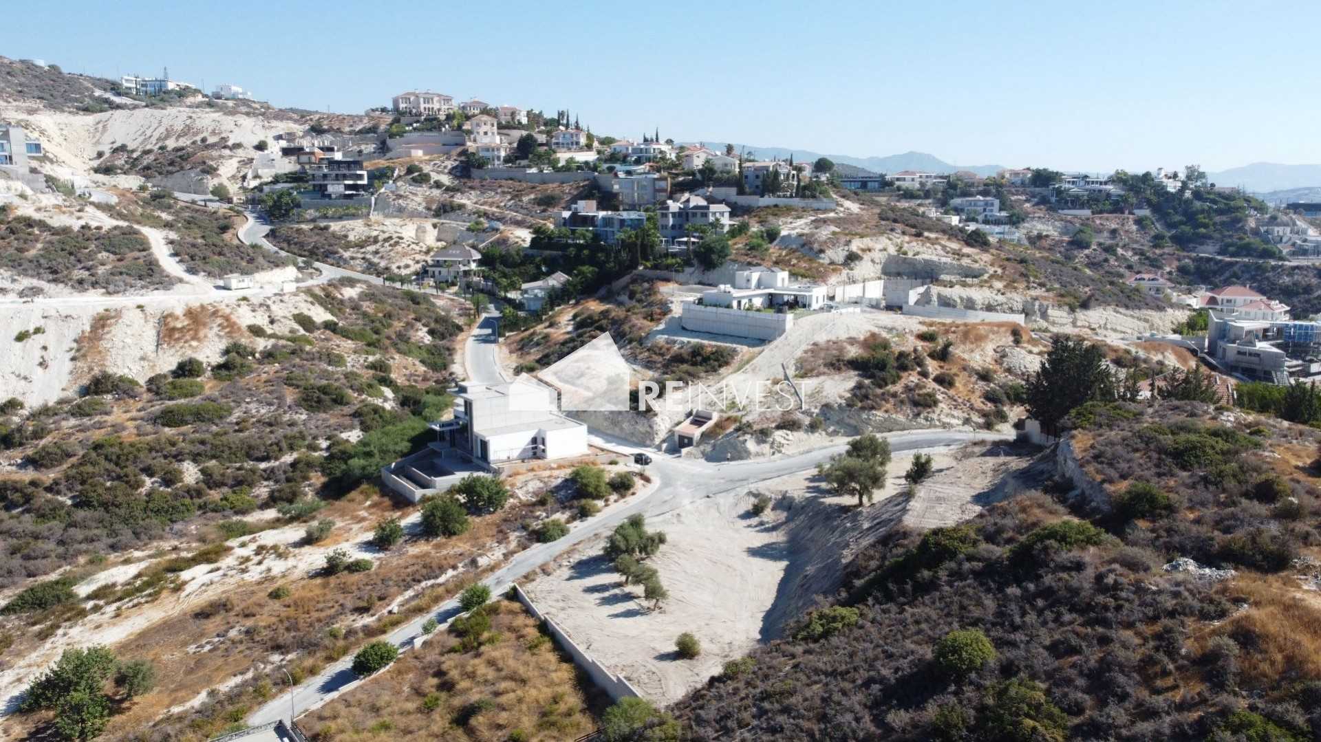 Tanah dalam Agios Tychon, Larnaka 11490395
