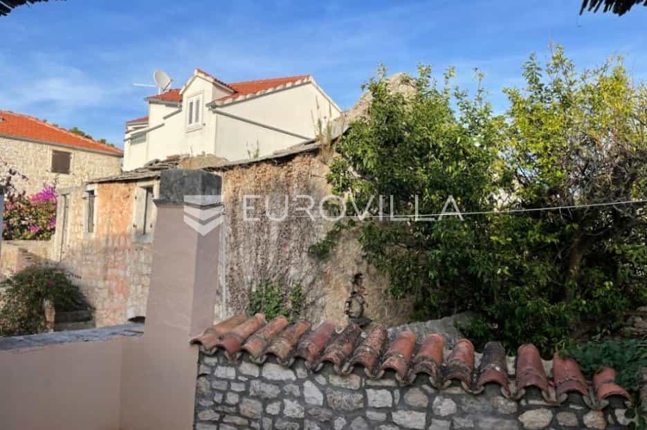 Casa nel Sutivan, Splitsko-dalmatinska županija 11490467