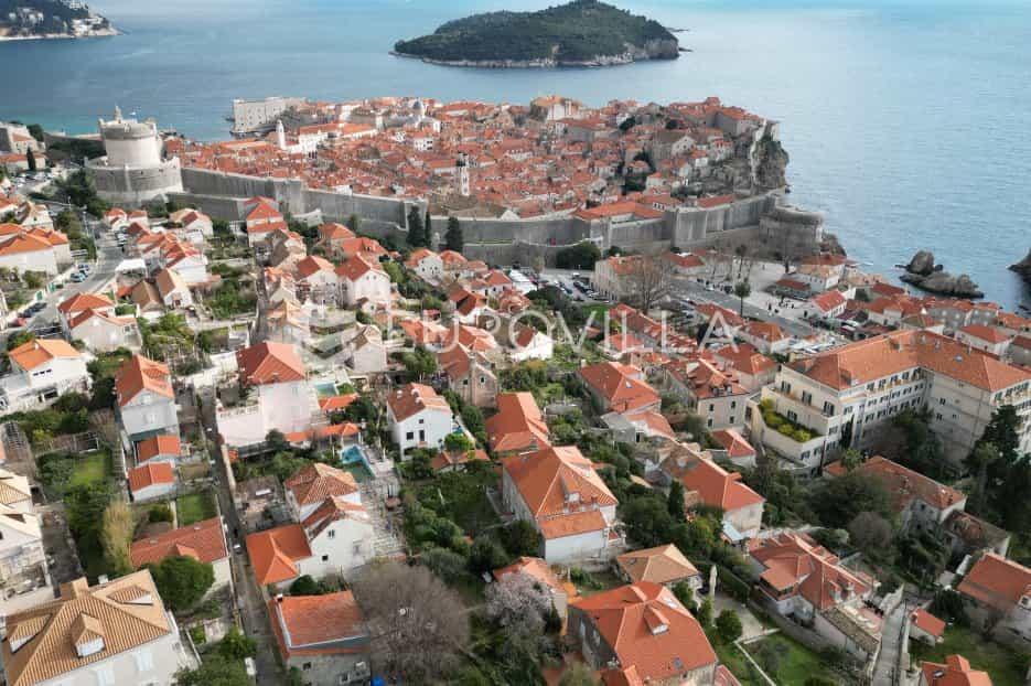 casa en Dubrovnik, Dubrovačko-Neretvanska Županija 11490475