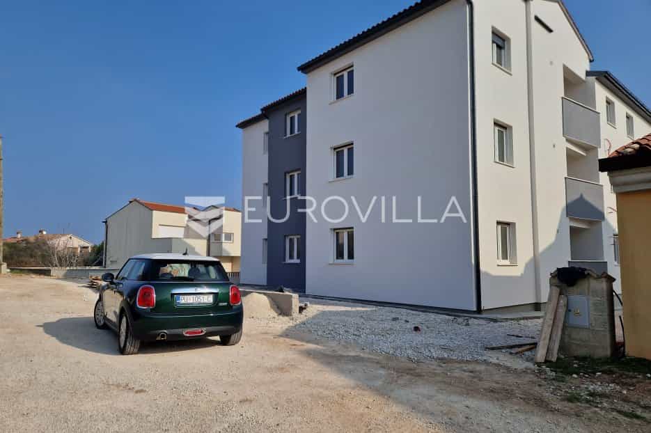 Condominium in Liznjan, Istarska Zupanija 11490540