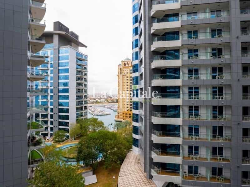 Condominium in Dubai, Dubayy 11490560