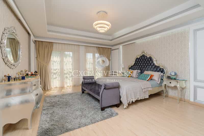 بيت في Dubai, Dubai 11490620