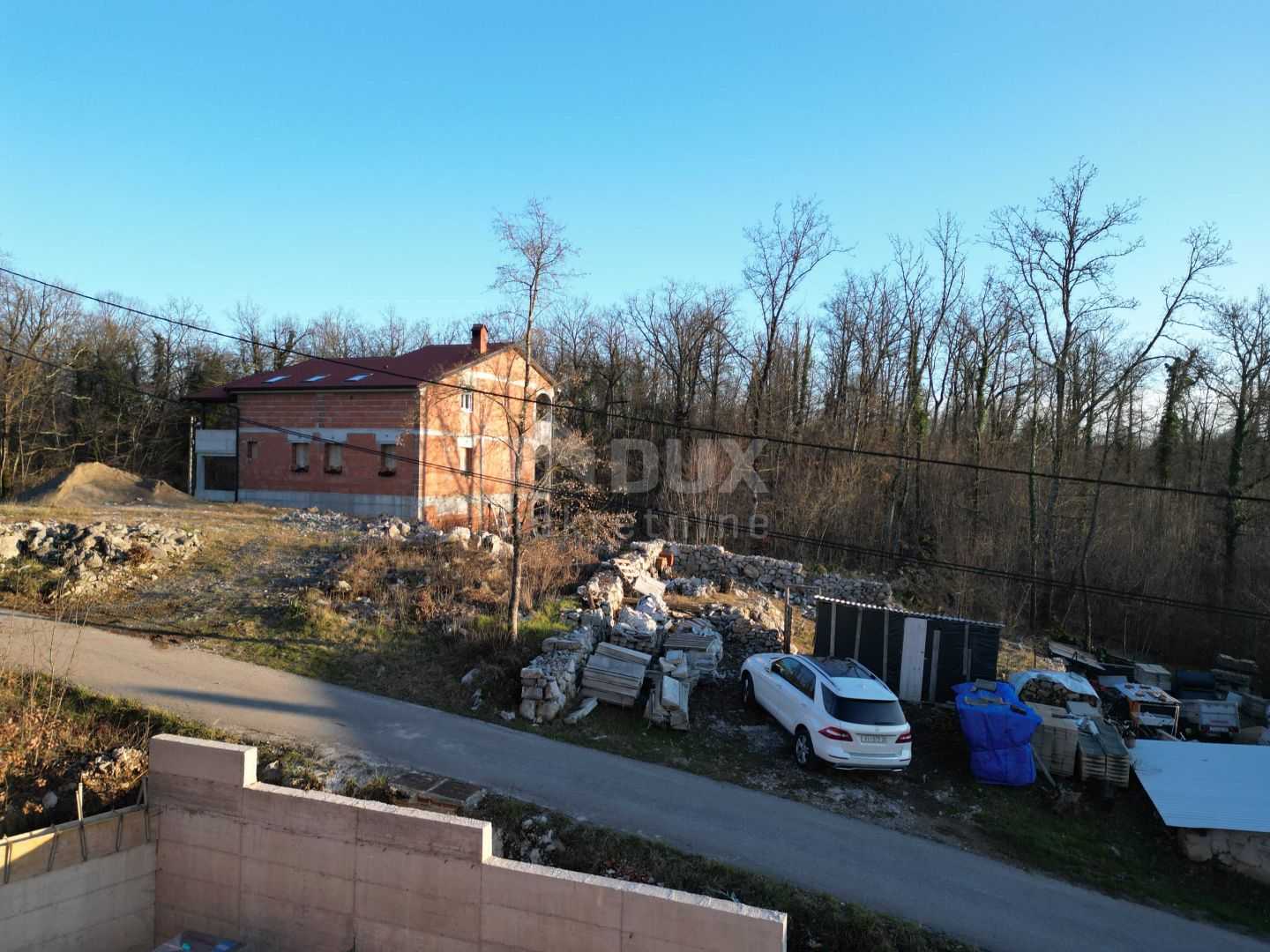 عمارات في Jušići, Matulji, Primorje-Gorski Kotar County 11490881