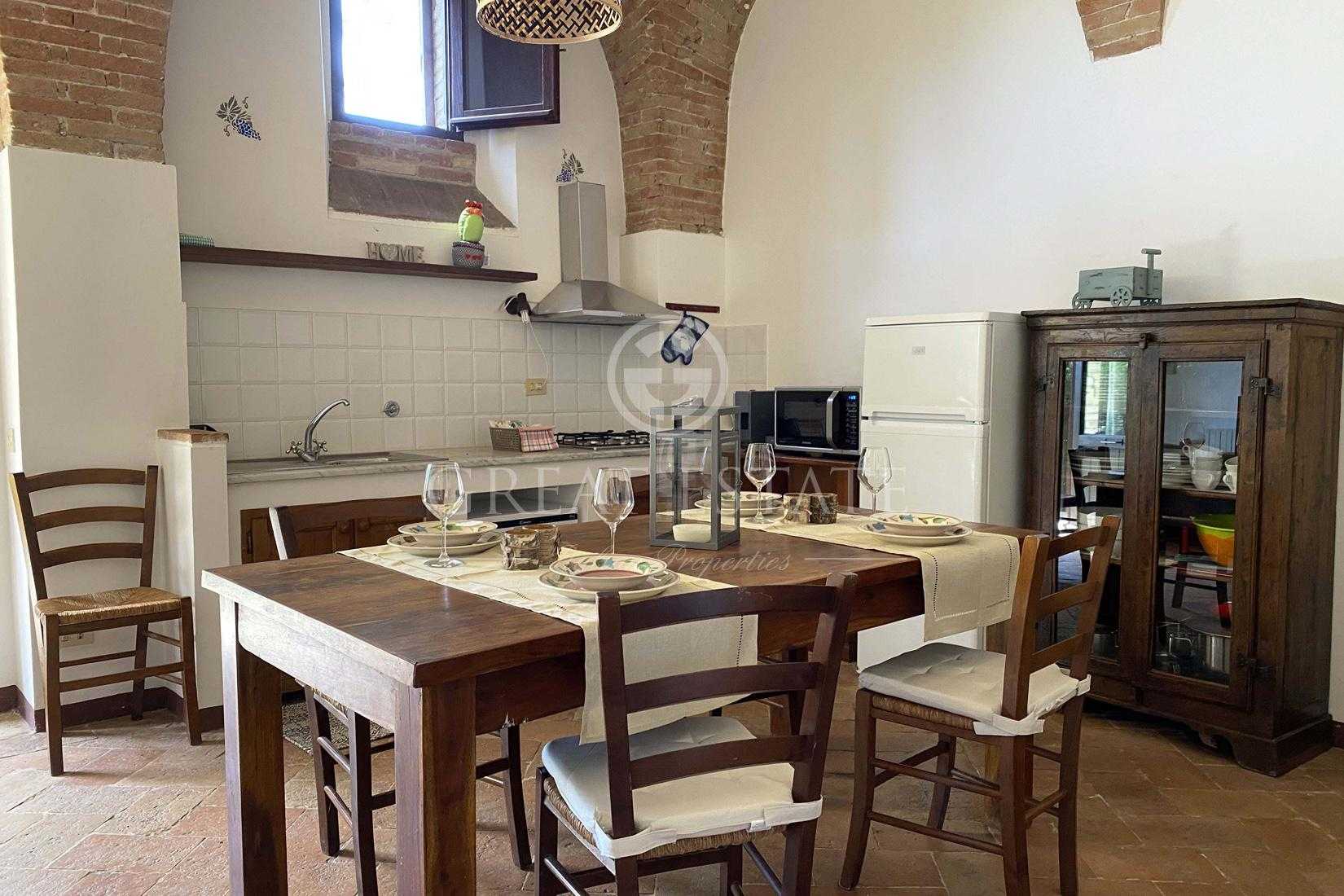 Rumah di Corciano, Umbria 11490969