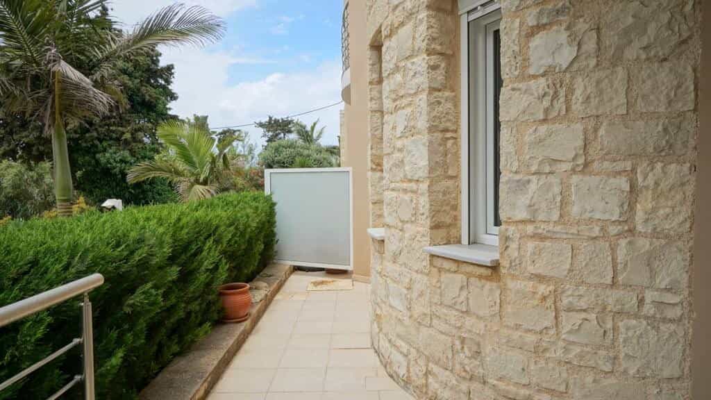 House in Maleme,  11491114