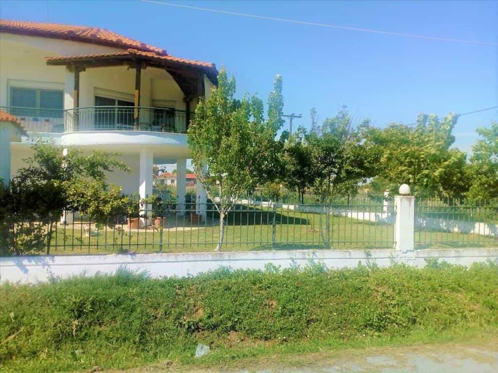 房子 在 Aiginio, Kentriki Makedonia 11491376