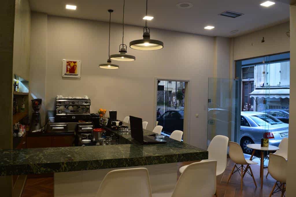 Retail in Patra,  11491428