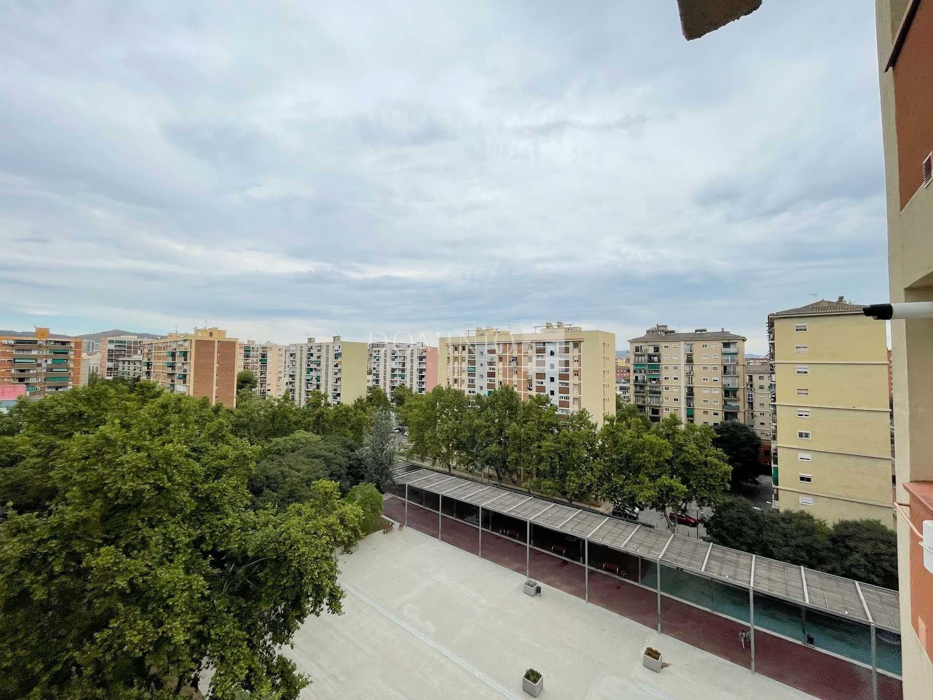 Condominium in Barcelona, Catalonia 11491477