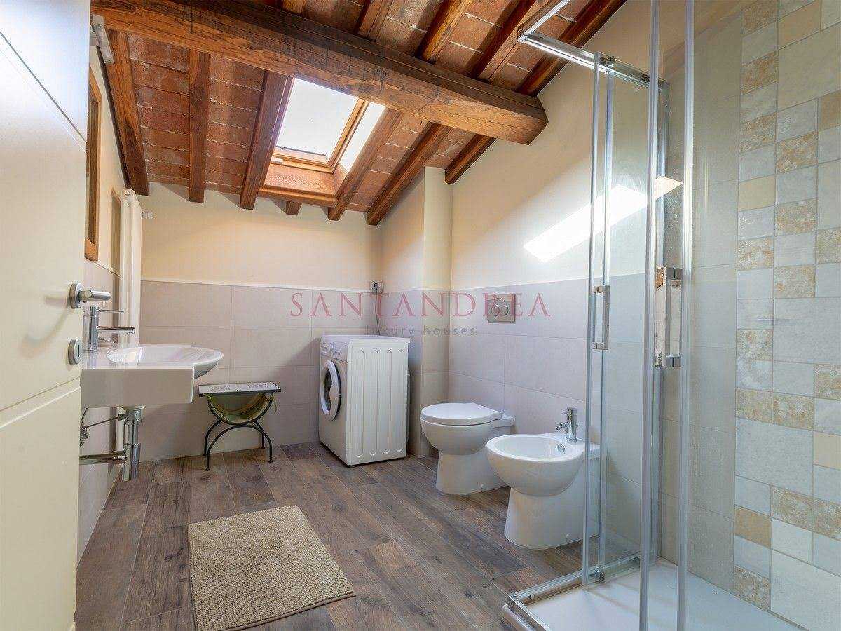 公寓 在 Scarperia e San Piero, Tuscany 11492507